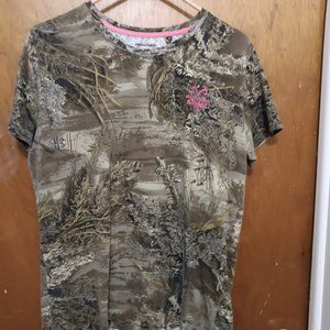 Real Tree Women’s Camo Tee Shirt Tan Brown Pink Logo T-Shirt L